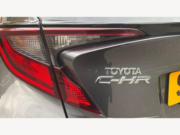 Used Toyota C-HR 2022 for sale - 76239805: Photo 38