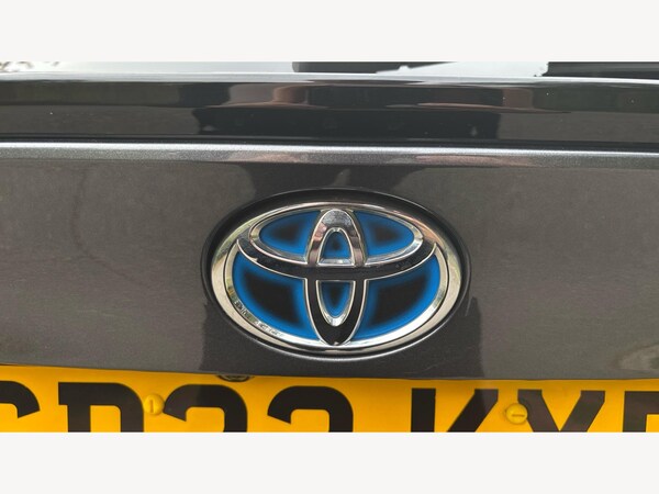 Used Toyota C-HR 2022 for sale - 76239805: Photo 39
