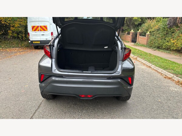 Used Toyota C-HR 2022 for sale - 76239805: Photo 41
