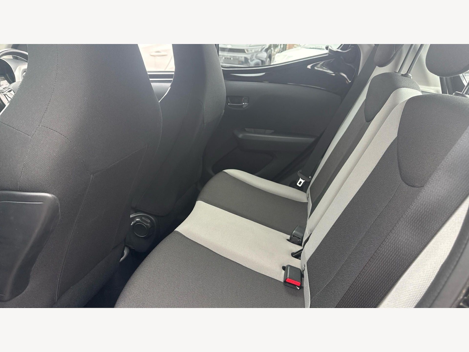 Used Toyota AYGO 2017 for sale - 78086864: Photo 15