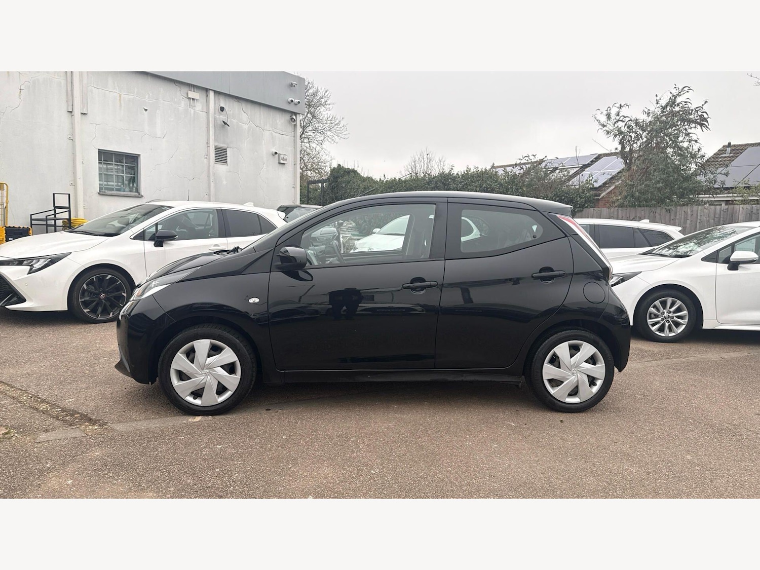 Used Toyota AYGO 2017 for sale - 78086864: Photo 19