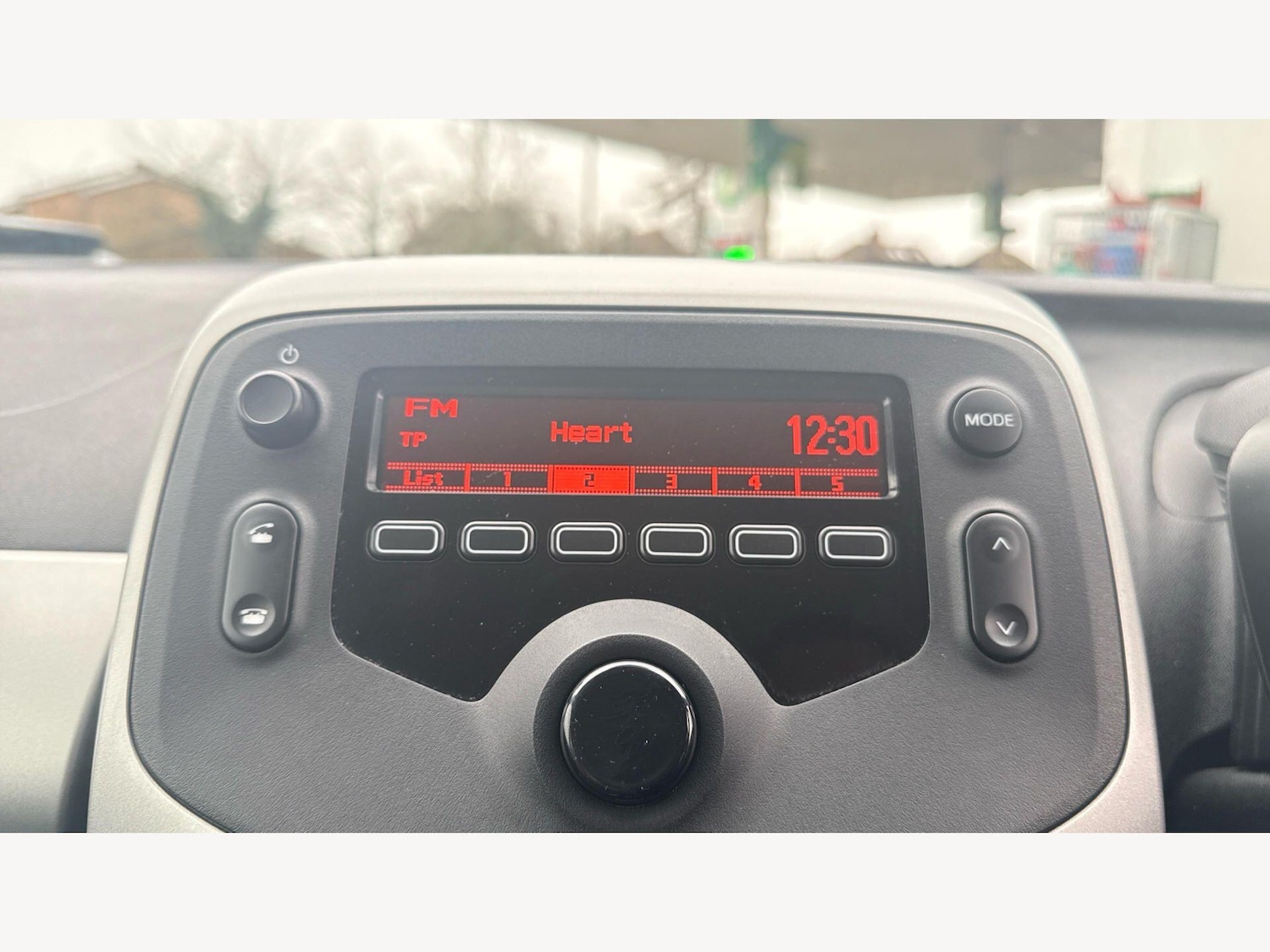 Used Toyota AYGO 2017 for sale - 78086864: Photo 24