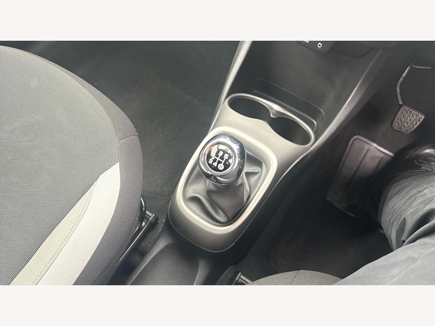 Used Toyota AYGO 2017 for sale - 78086864: Photo 32