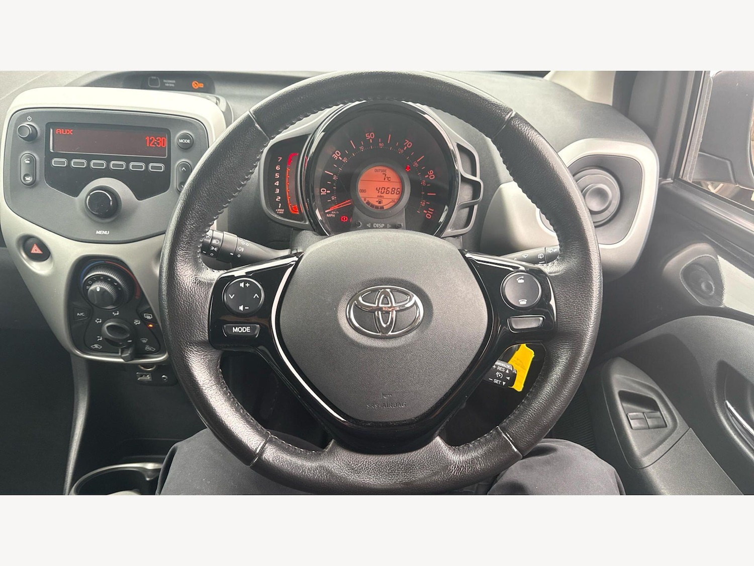Used Toyota AYGO 2017 for sale - 78086864: Photo 8