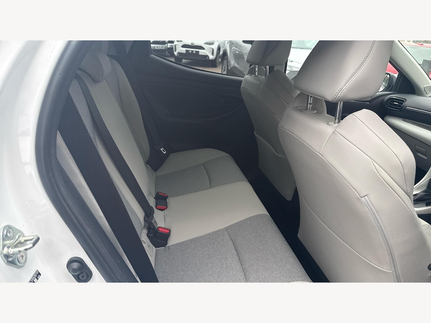 Used Toyota Yaris 2023 for sale - 77425648: Photo 14