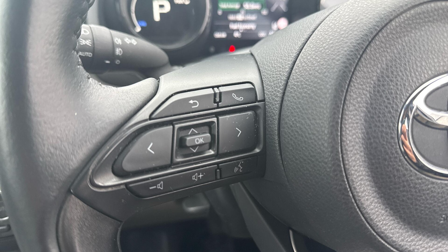 Used Toyota Yaris 2023 for sale - 77425648: Photo 33