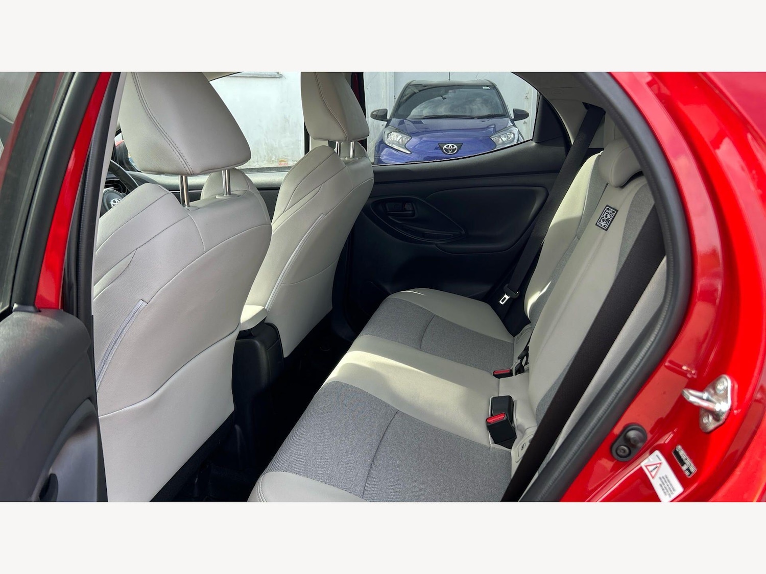 Used Toyota Yaris 2023 for sale - 78100328: Photo 15