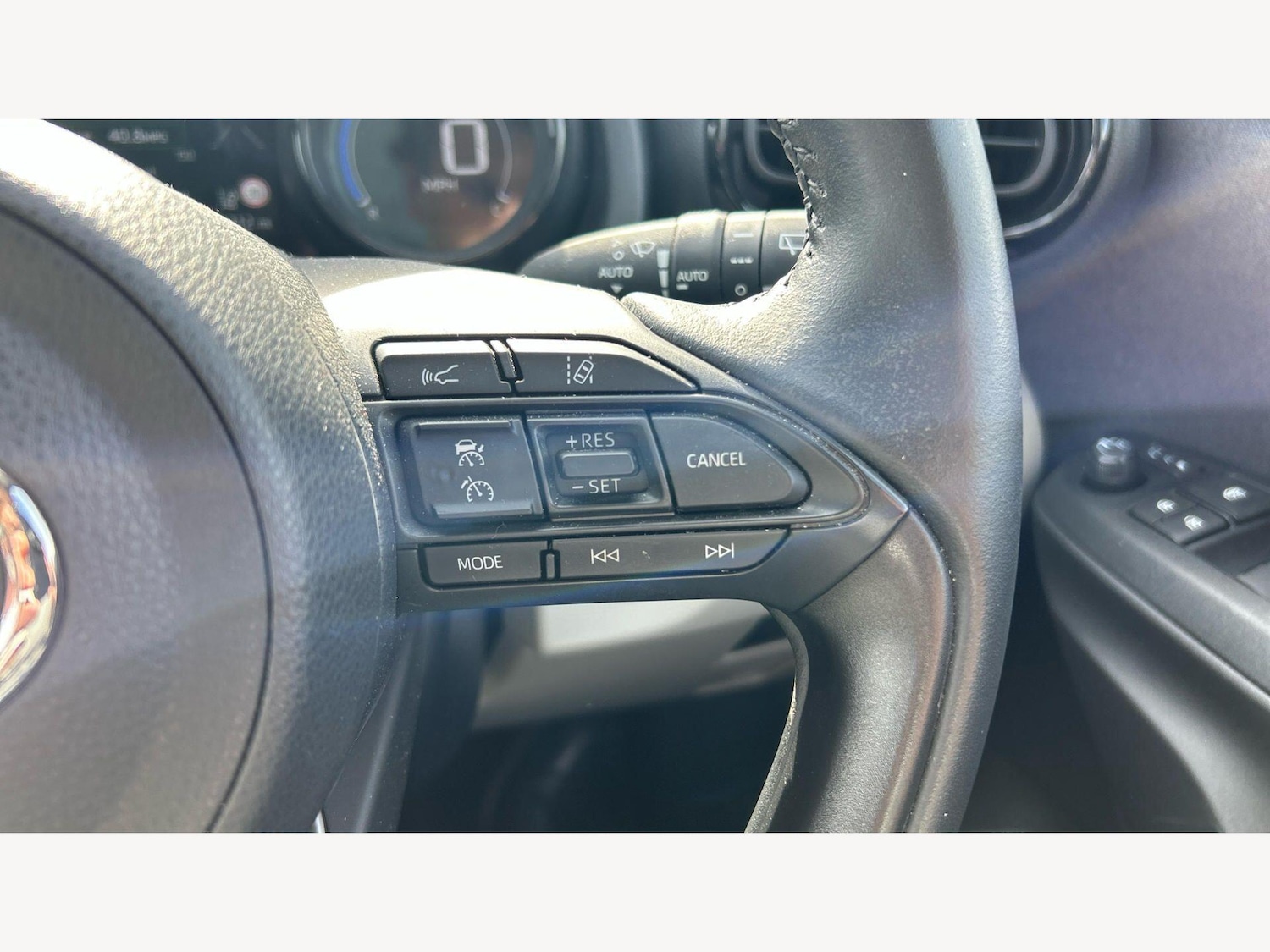 Used Toyota Yaris 2023 for sale - 78100328: Photo 34