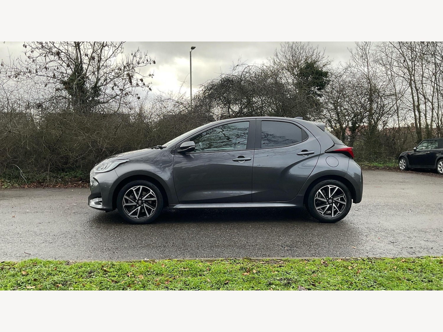 Used Toyota Yaris 2022 for sale - 77144419: Photo 19