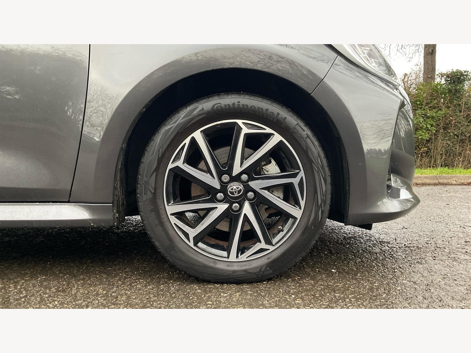 Used Toyota Yaris 2022 for sale - 77144419: Photo 20