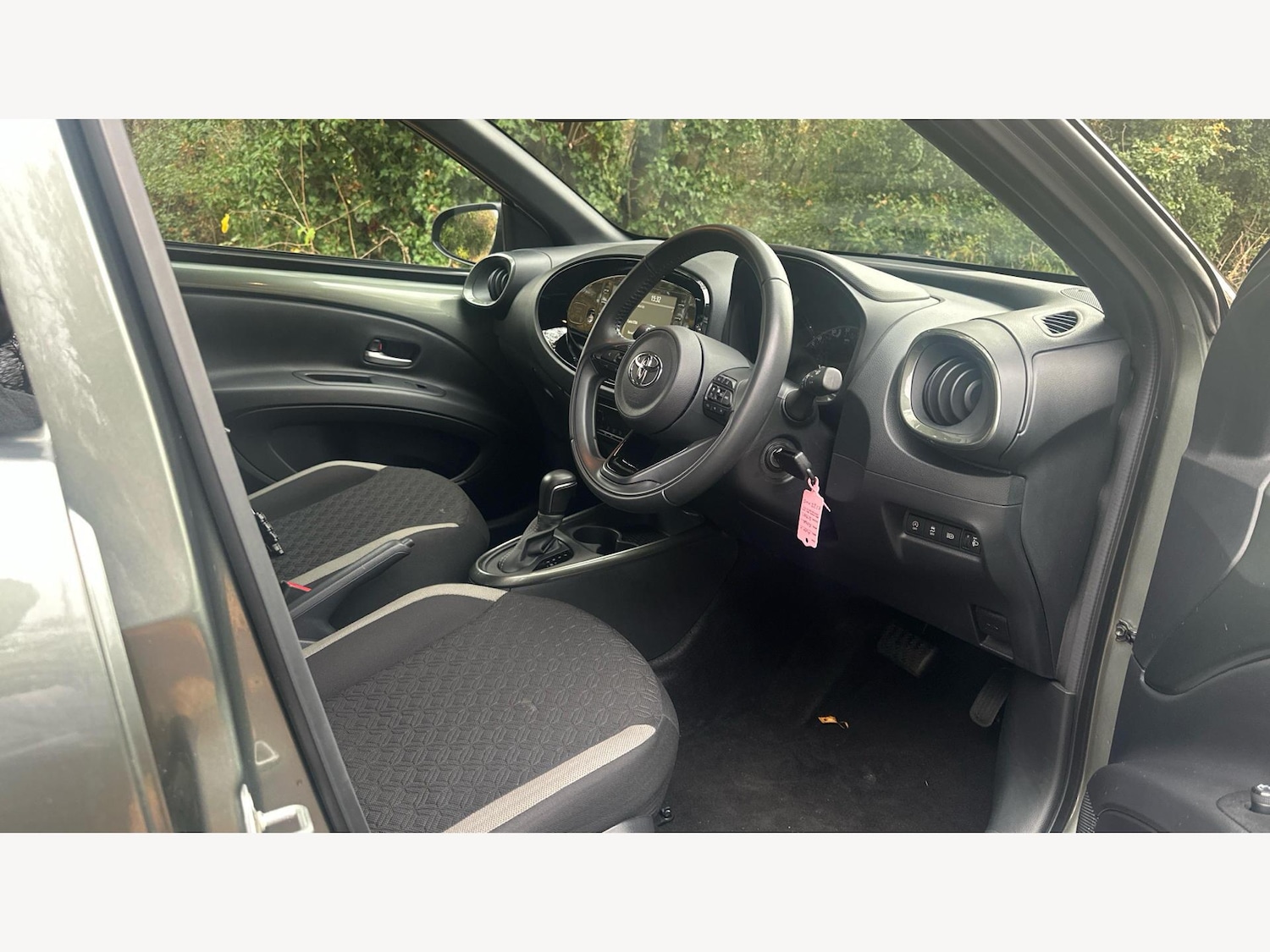 Used Toyota Aygo X 2022 for sale - 76671480: Photo 13