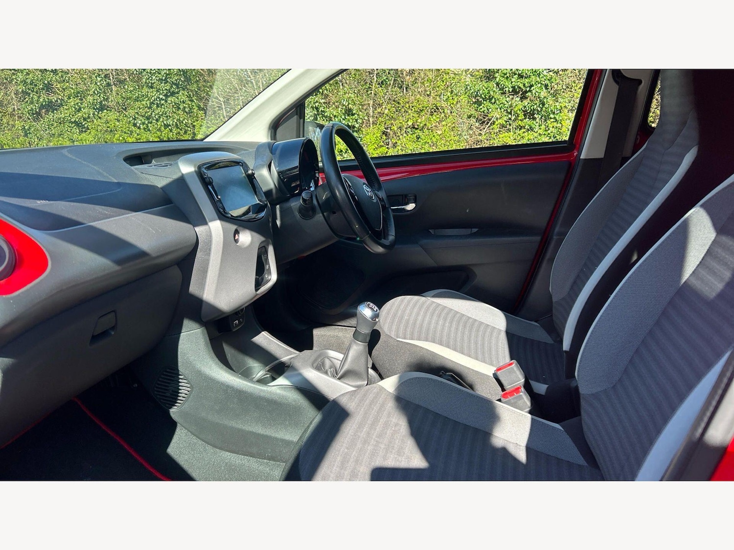 Used Toyota AYGO 2019 for sale - 77993352: Photo 12