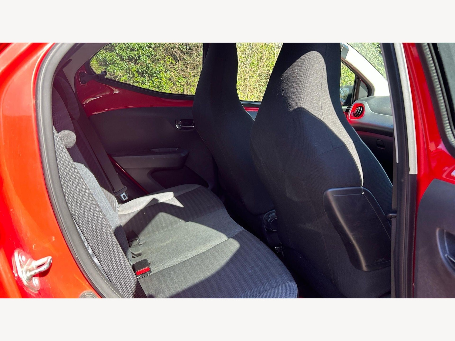 Used Toyota AYGO 2019 for sale - 77993352: Photo 14