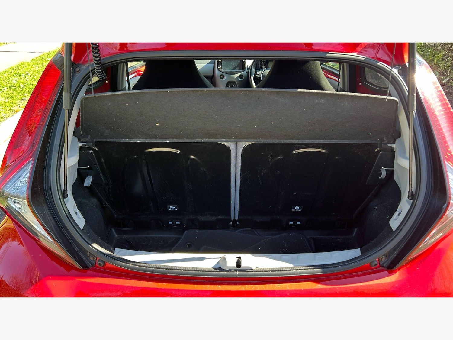 Used Toyota AYGO 2019 for sale - 77993352: Photo 16