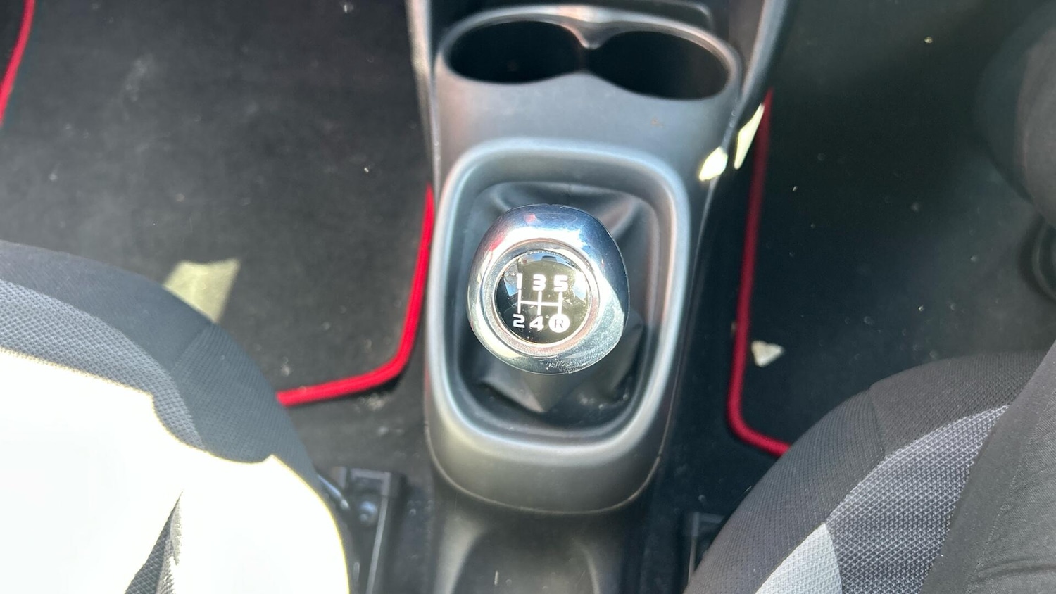 Used Toyota AYGO 2019 for sale - 77993352: Photo 35