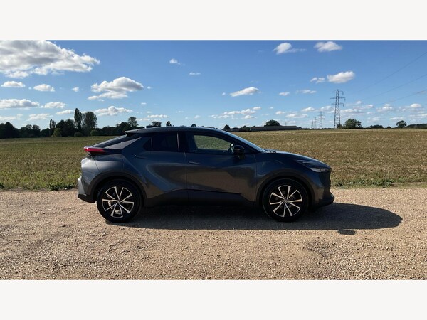 Used Toyota C-HR 2024 for sale - 76247103: Photo 18