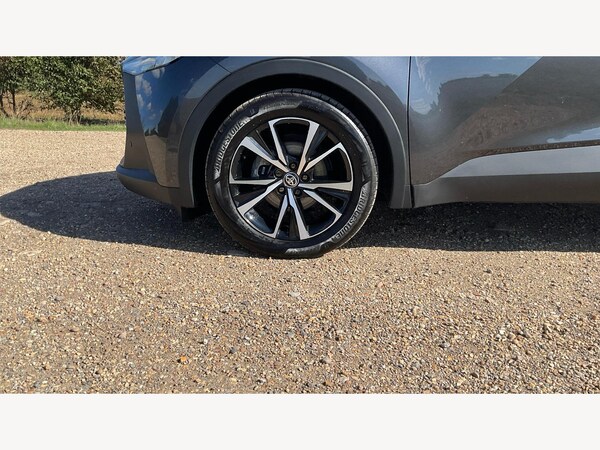 Used Toyota C-HR 2024 for sale - 76247103: Photo 23