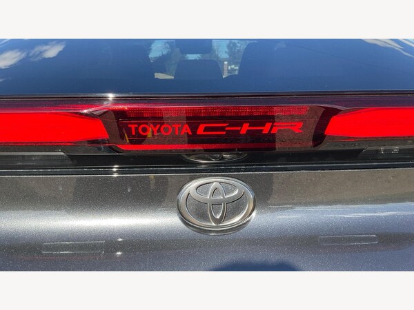 Used Toyota C-HR 2024 for sale - 76247103: Photo 25