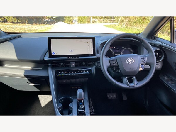 Used Toyota C-HR 2024 for sale - 76247103: Photo 7
