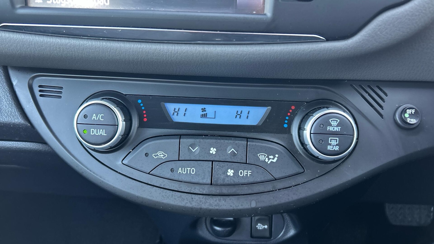 Used Toyota Yaris 2019 for sale - 77387644: Photo 35