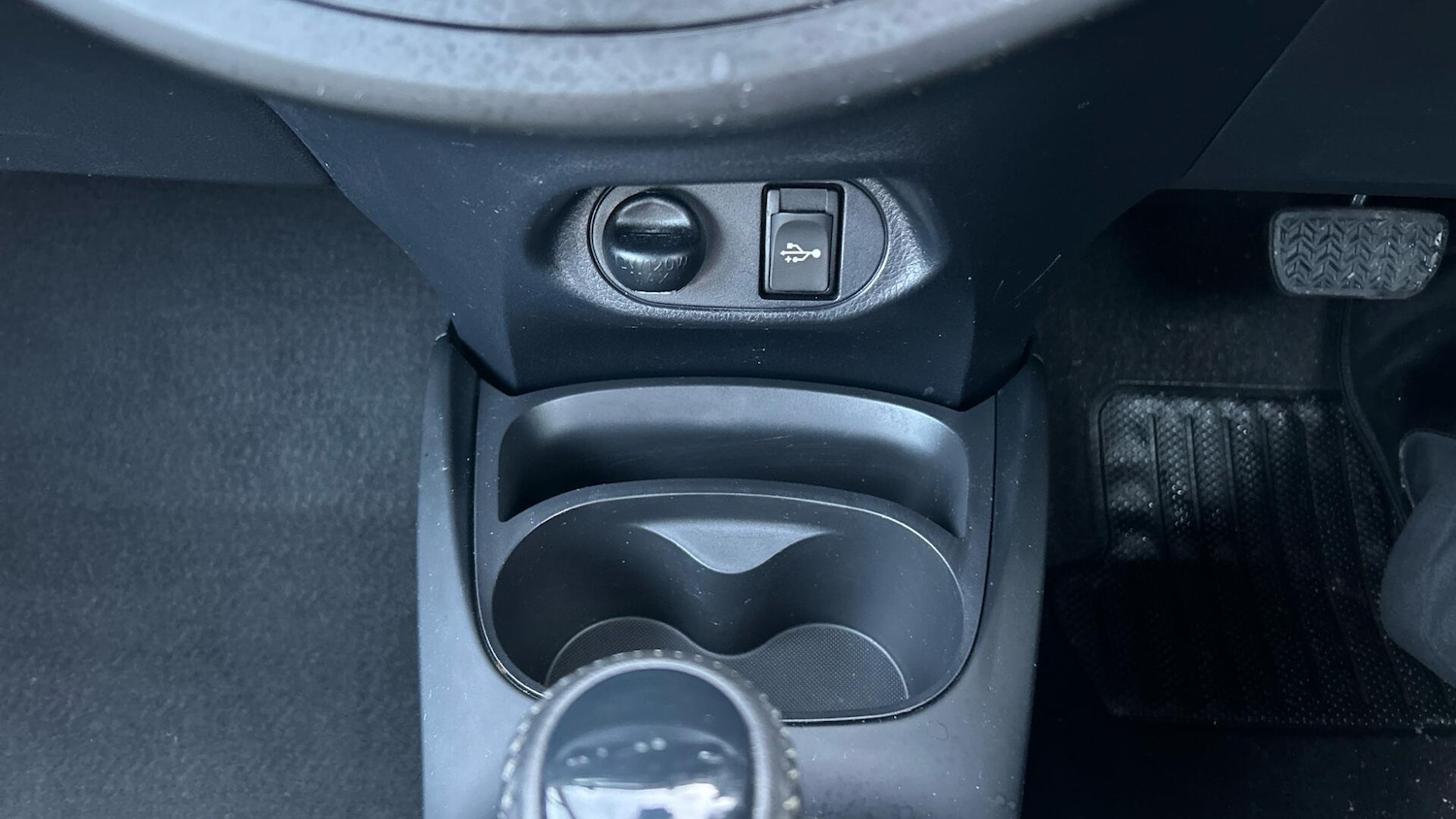 Used Toyota Yaris 2019 for sale - 77387644: Photo 36