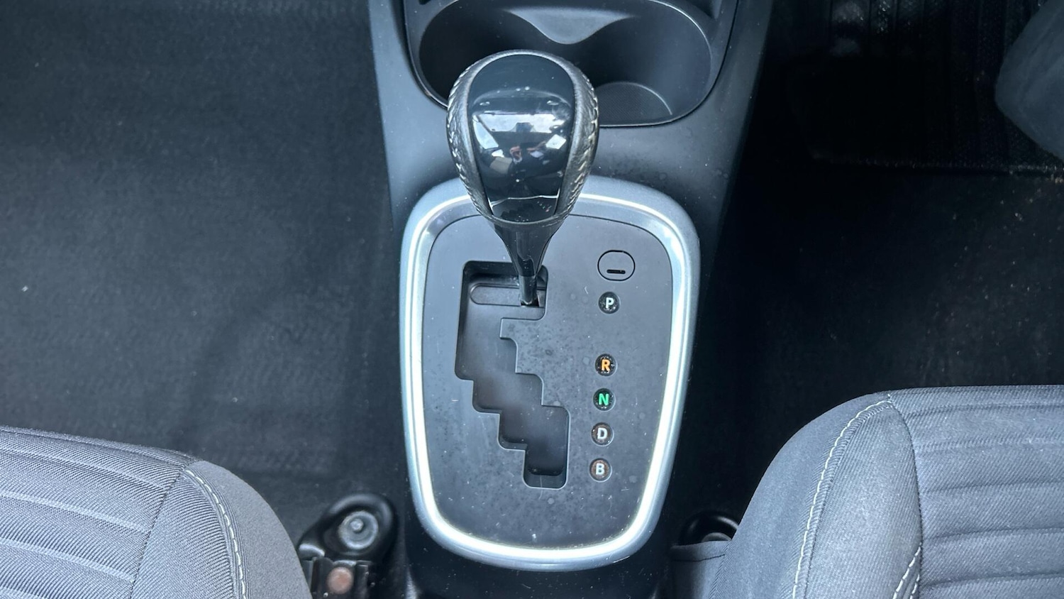 Used Toyota Yaris 2019 for sale - 77387644: Photo 37