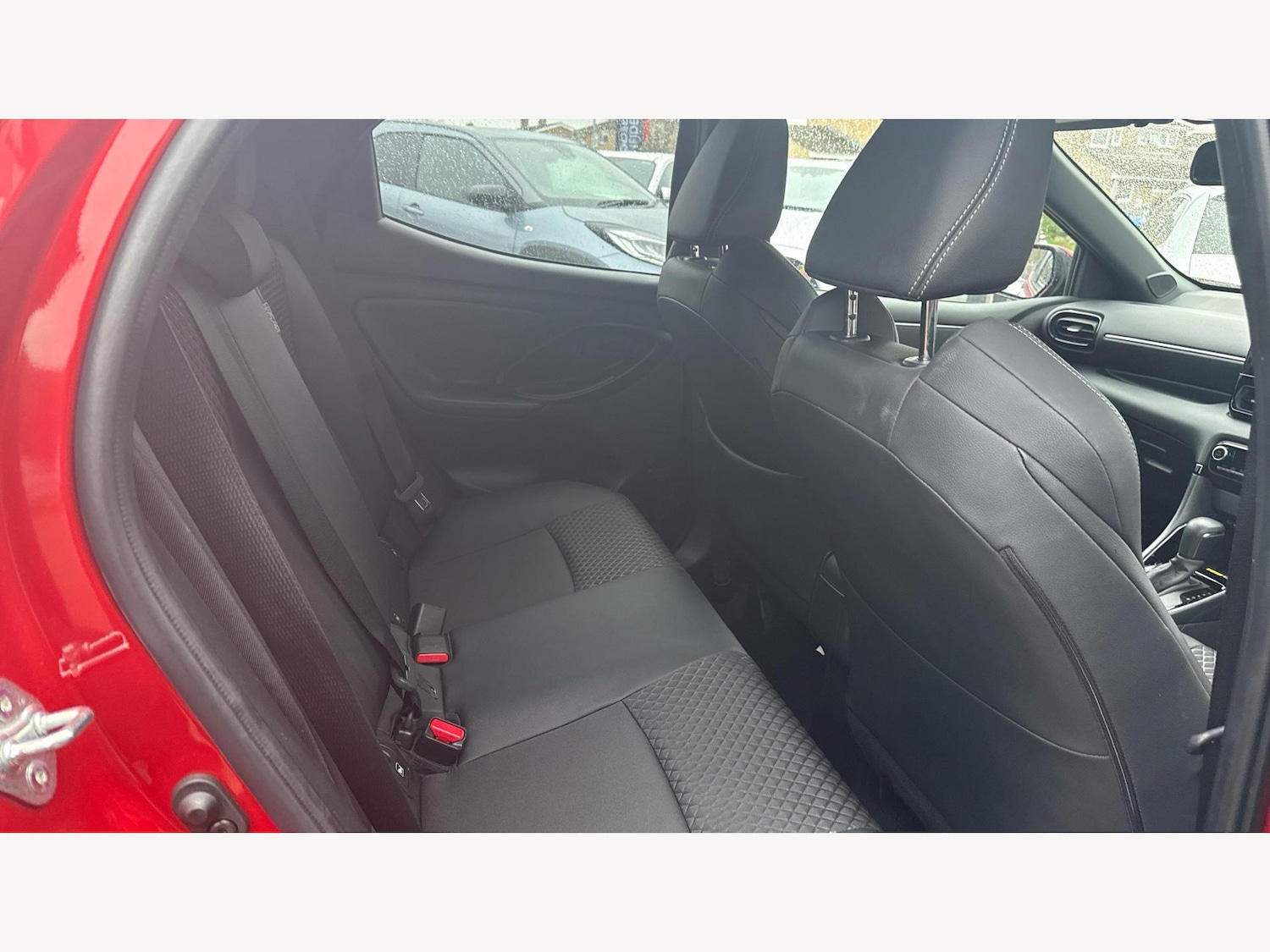 Used Toyota Yaris 2024 for sale - 77625081: Photo 14