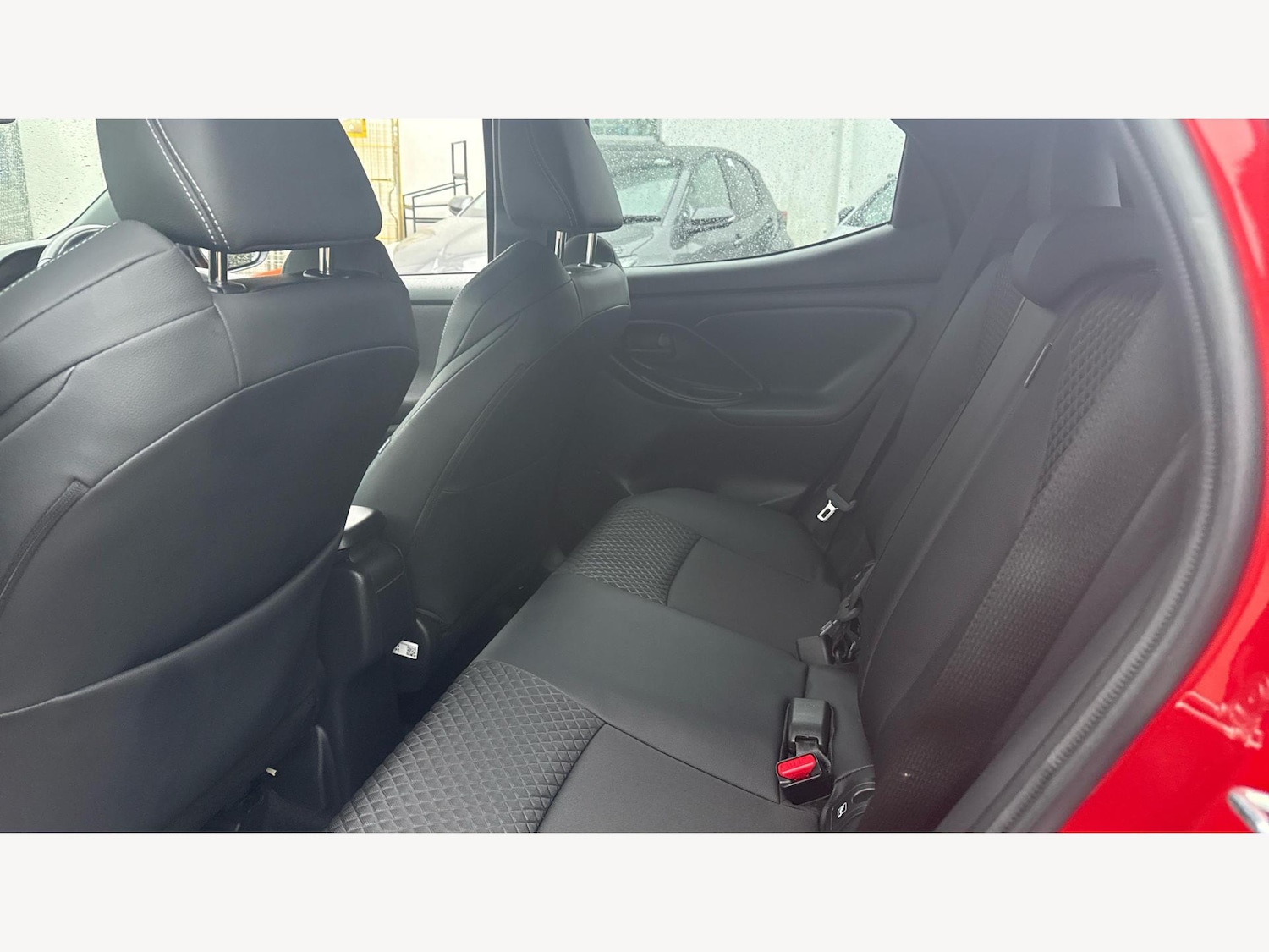 Used Toyota Yaris 2024 for sale - 77625081: Photo 15