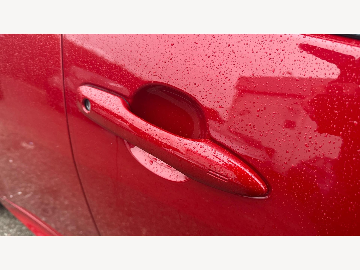 Used Toyota Yaris 2024 for sale - 77625081: Photo 30