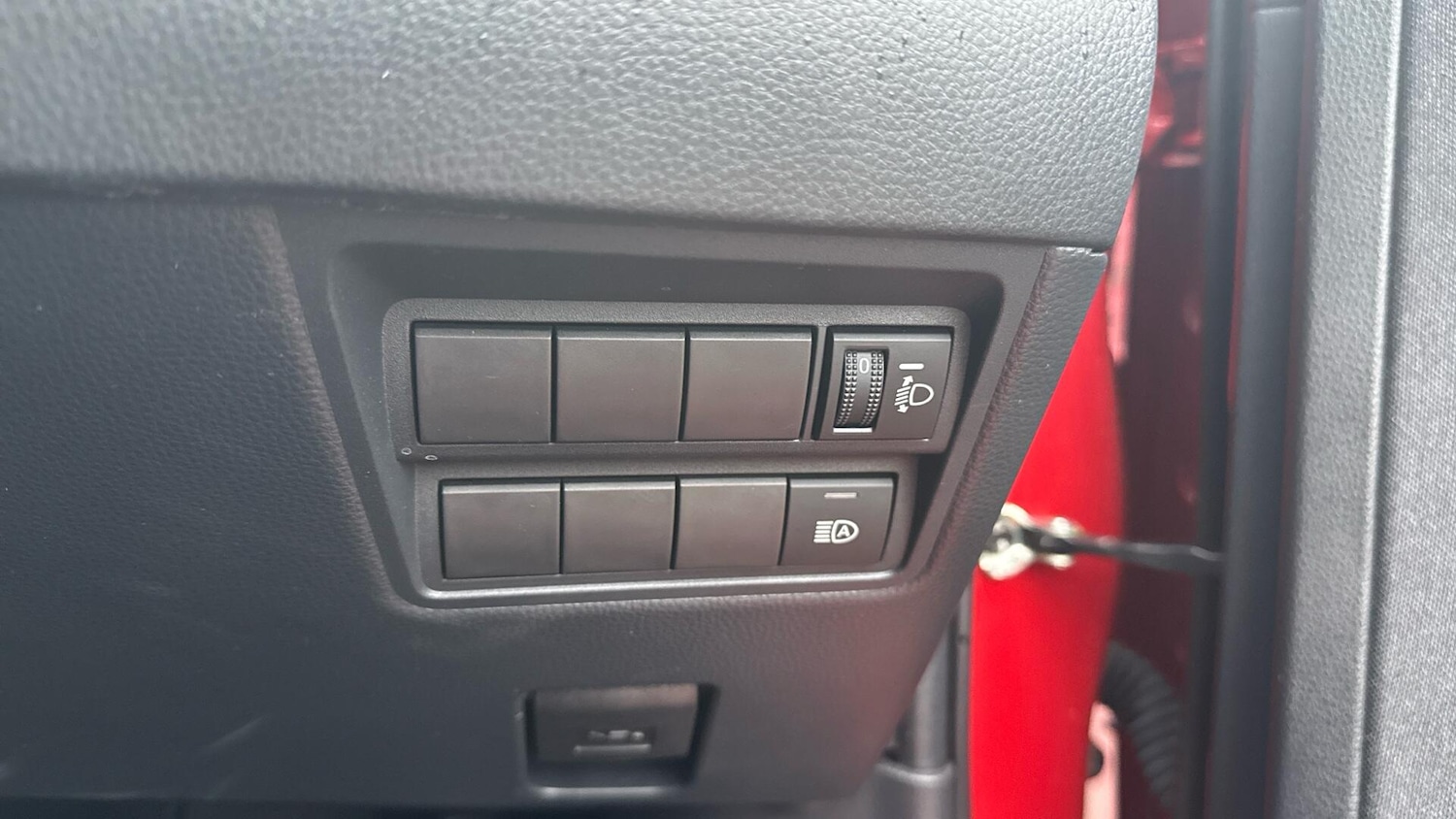 Used Toyota Yaris 2024 for sale - 77625081: Photo 36