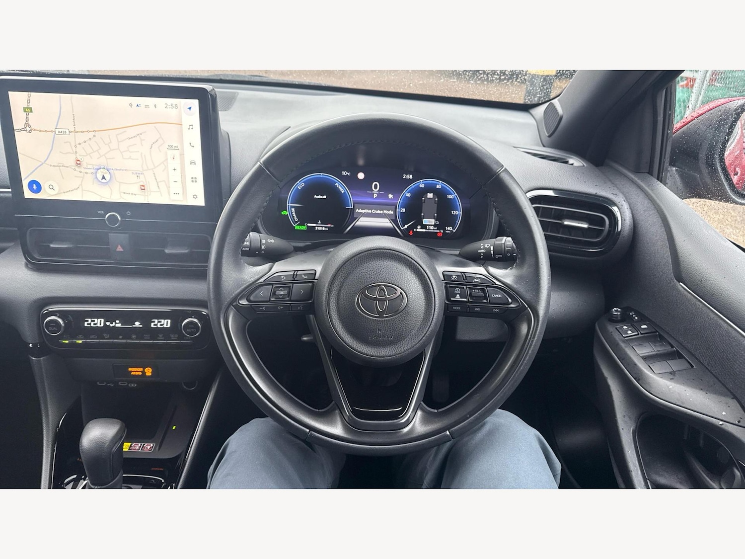 Used Toyota Yaris 2024 for sale - 77625081: Photo 8