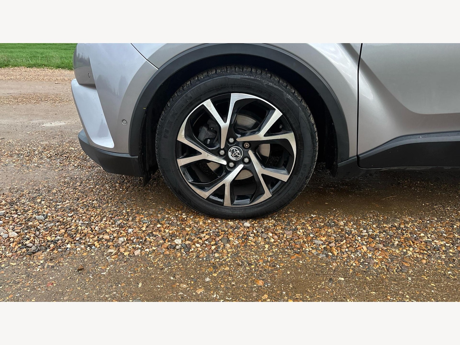 Used Toyota C-HR 2017 for sale - 76671407: Photo 23