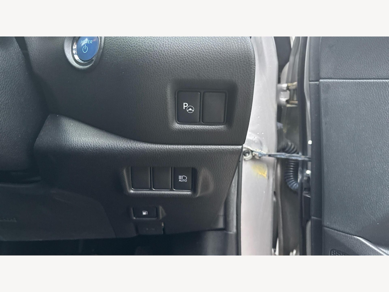 Used Toyota C-HR 2017 for sale - 76671407: Photo 31