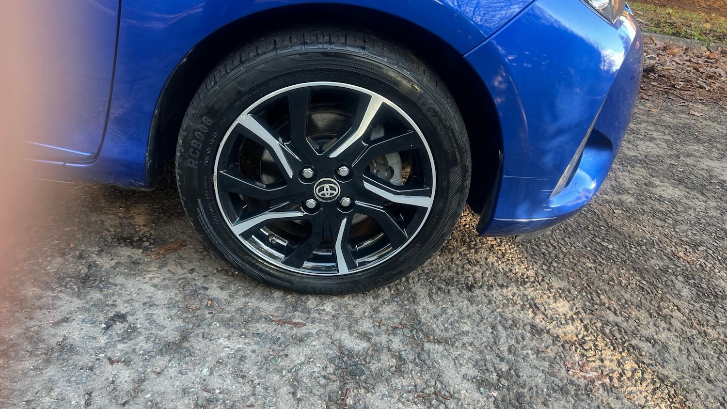 Used Toyota Yaris 2017 for sale - 76753233: Photo 36