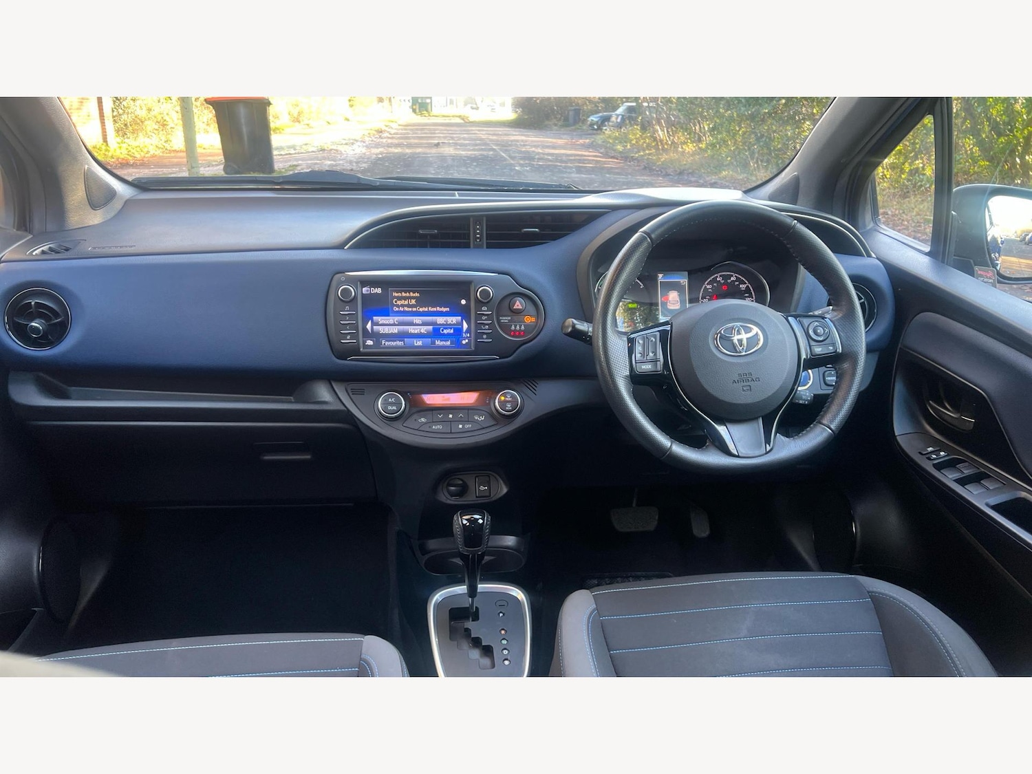 Used Toyota Yaris 2017 for sale - 76753233: Photo 7