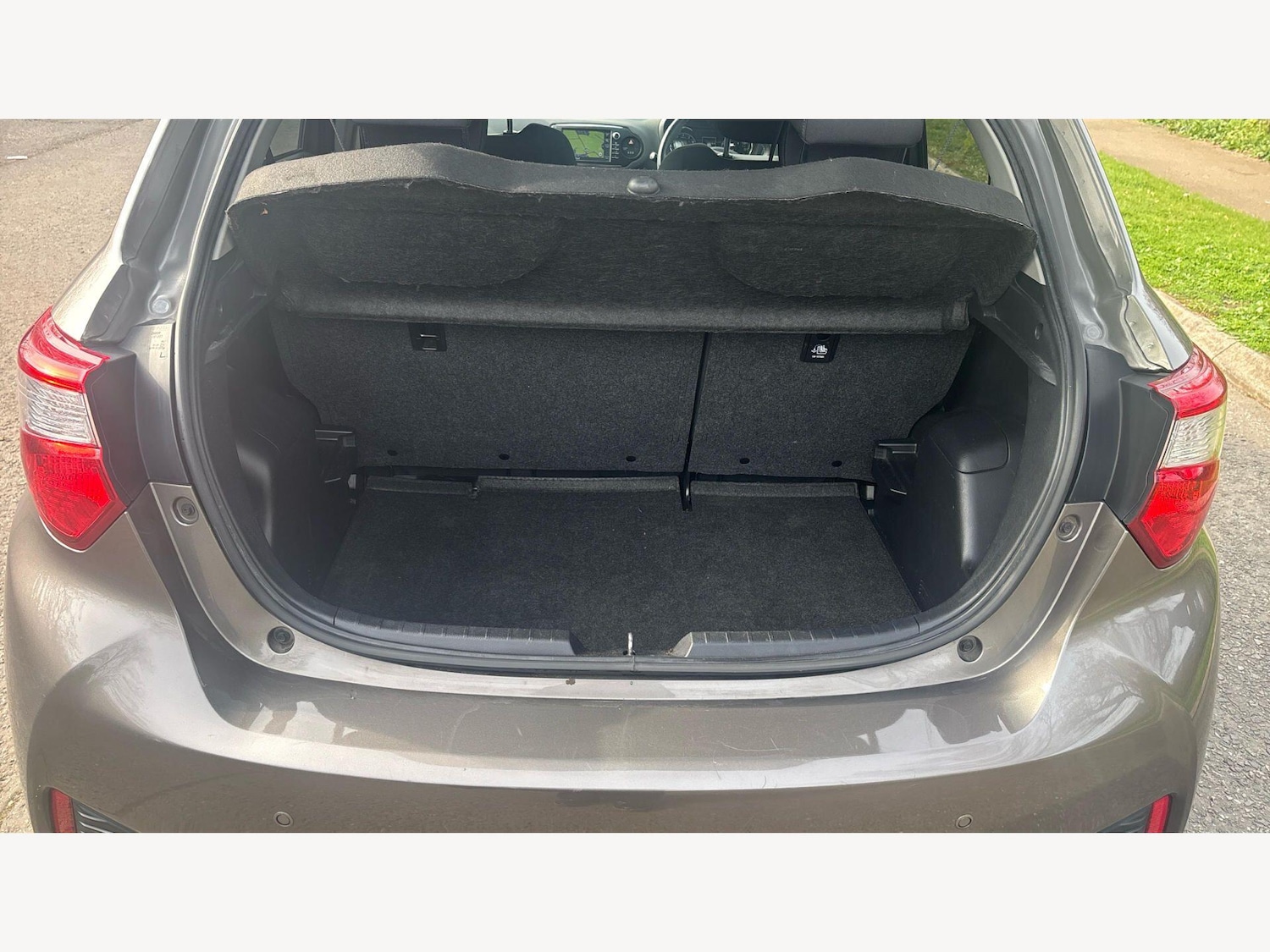 Used Toyota Yaris for sale - 77969785: Photo 16