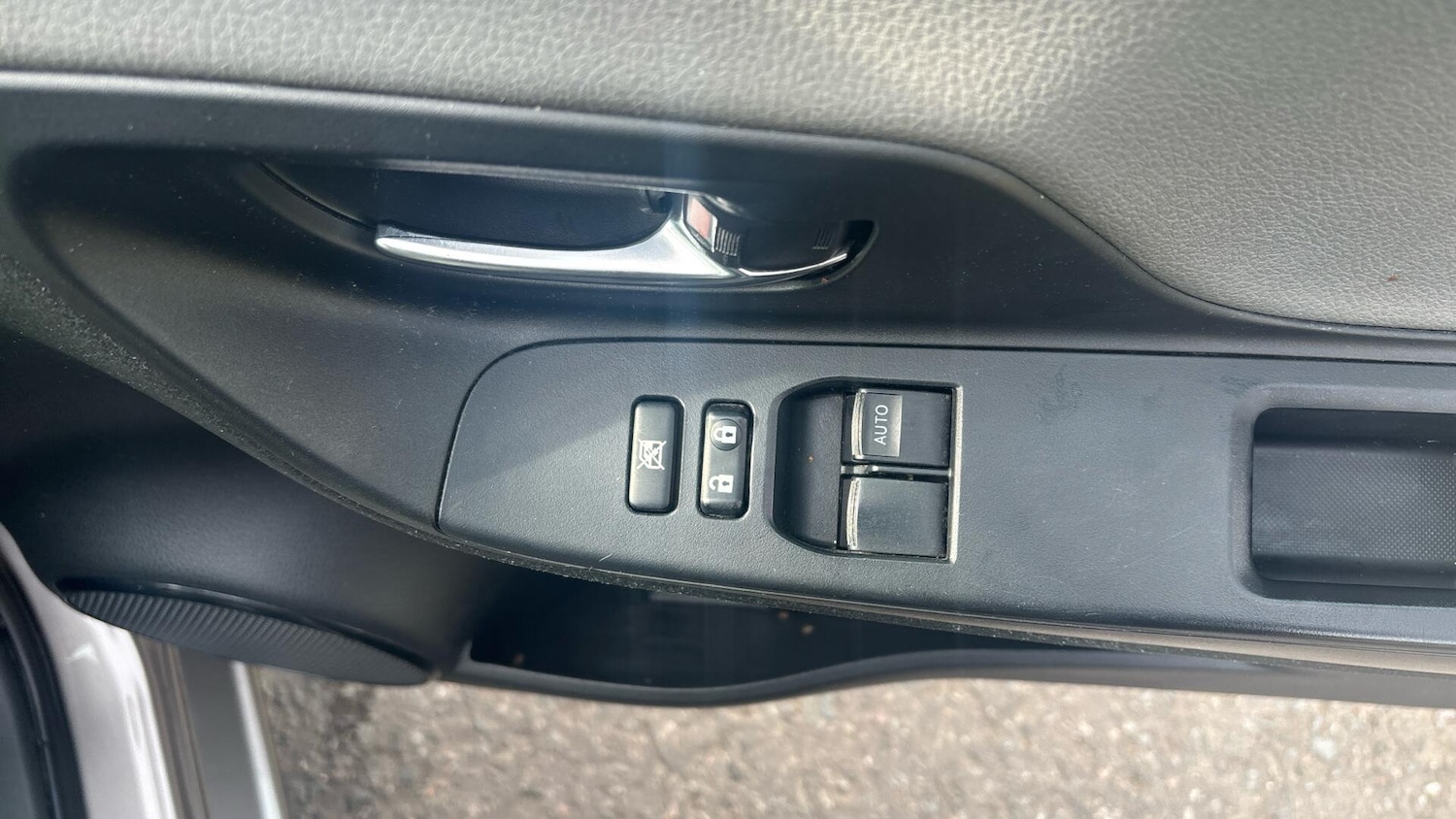 Used Toyota Yaris for sale - 77969785: Photo 34