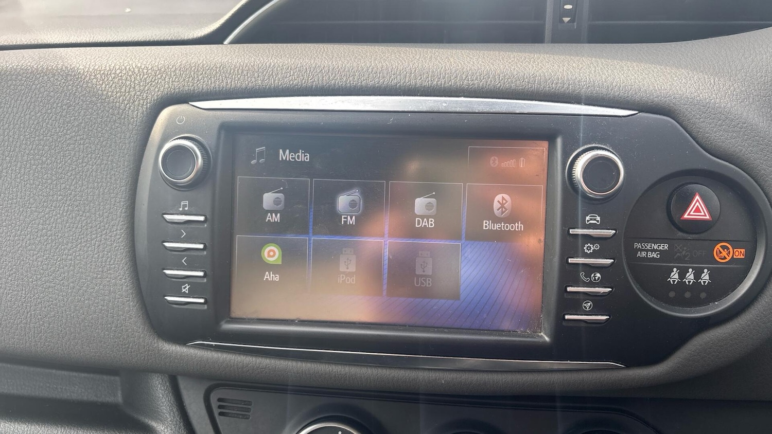 Used Toyota Yaris for sale - 77969785: Photo 42