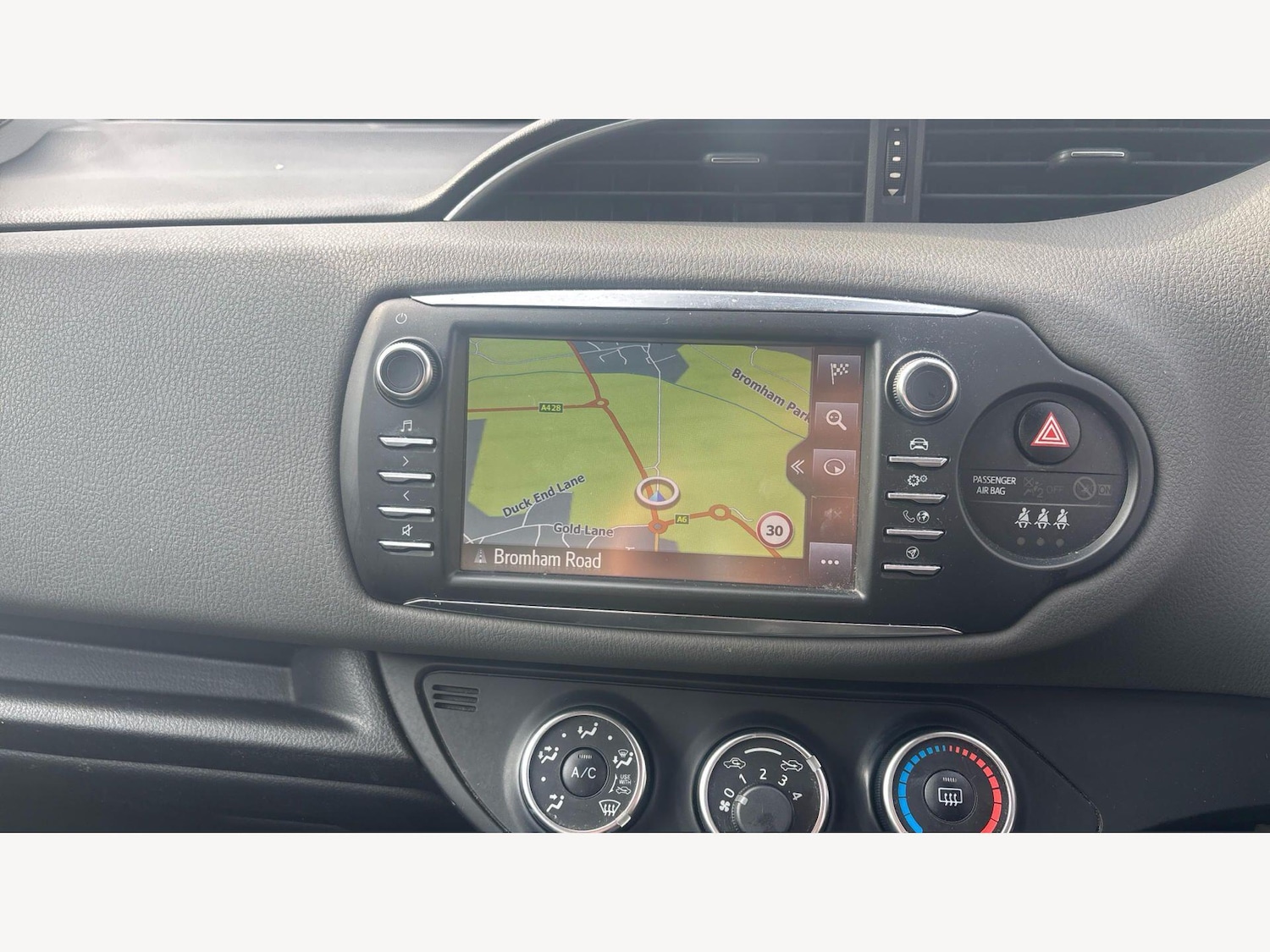 Used Toyota Yaris for sale - 77969785: Photo 9