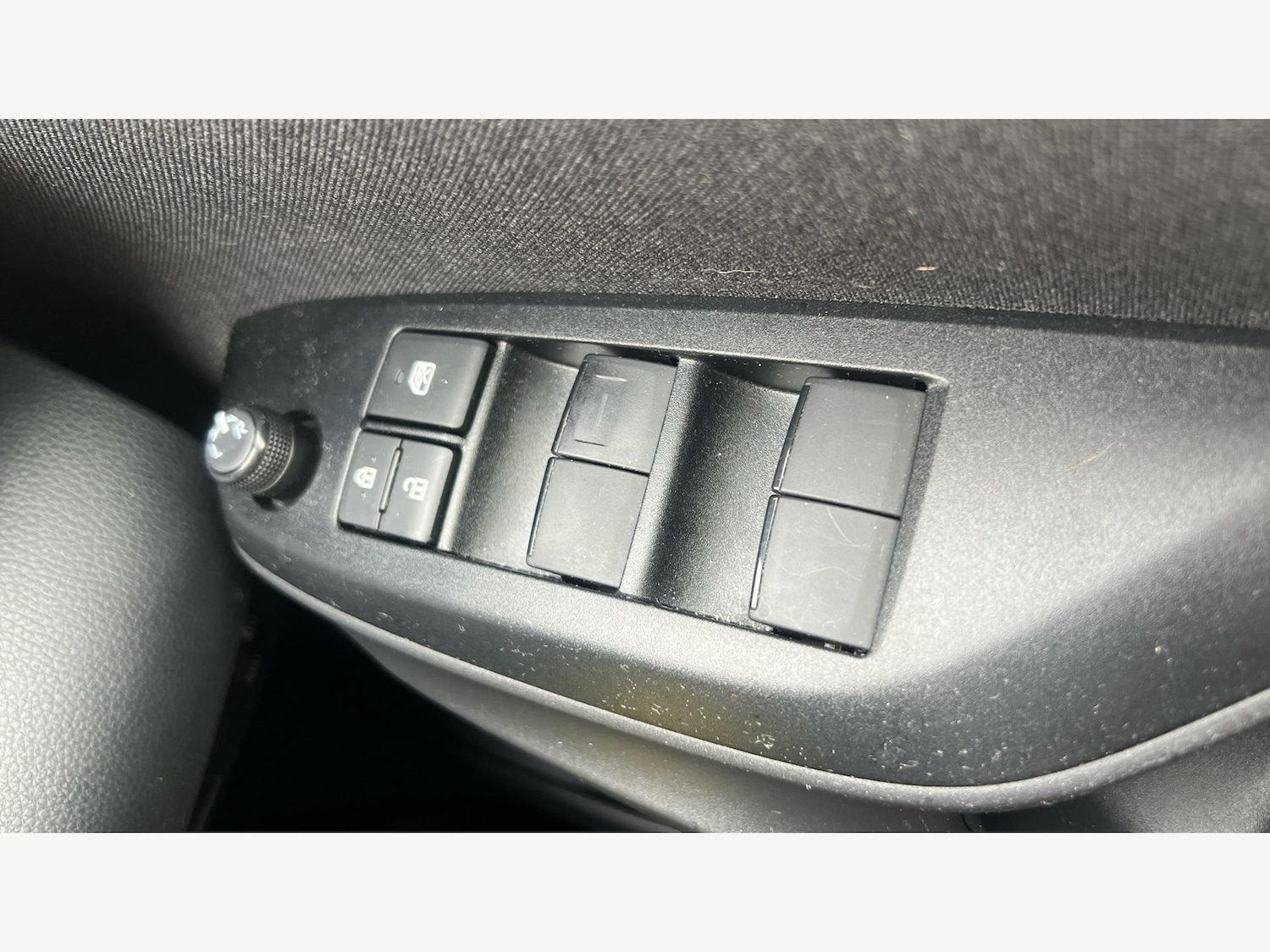 Used Toyota Yaris for sale - 77425932: Photo 24