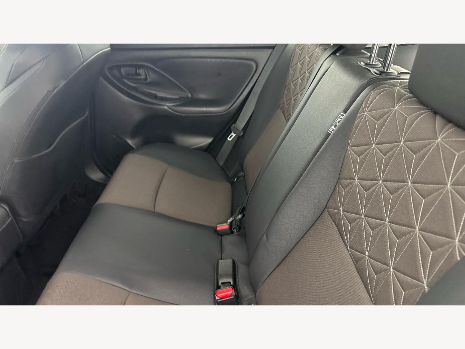 Used Toyota Yaris Cross 2023 for sale - 77909423: Photo 15