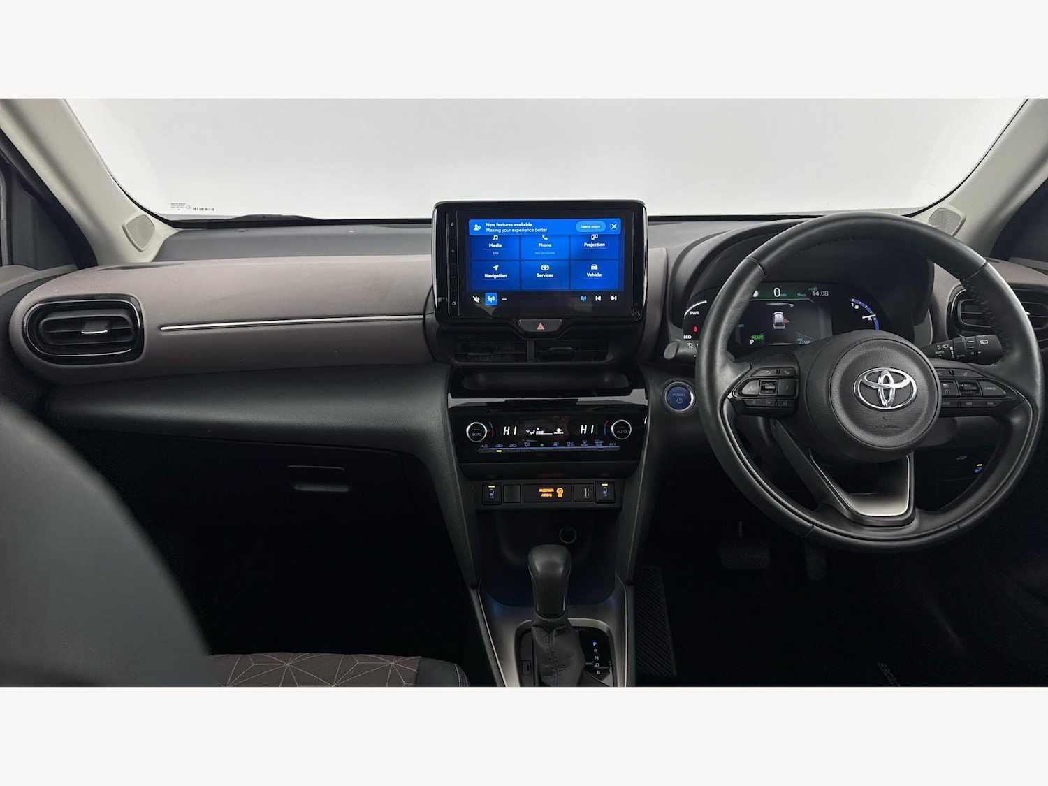 Used Toyota Yaris Cross 2023 for sale - 77909423: Photo 7