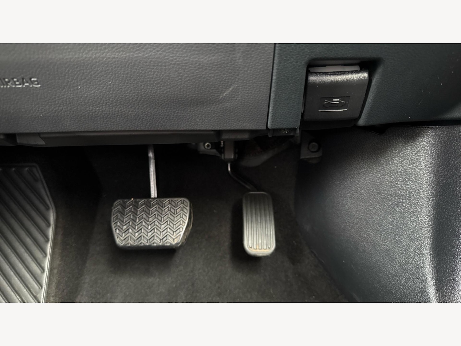 Vehicle 33