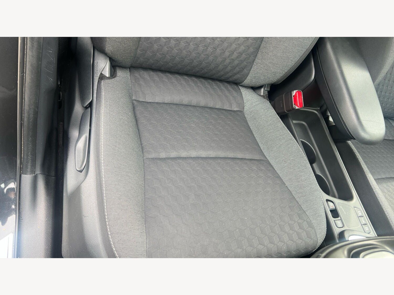 Used Toyota Yaris for sale - 78214193: Photo 19