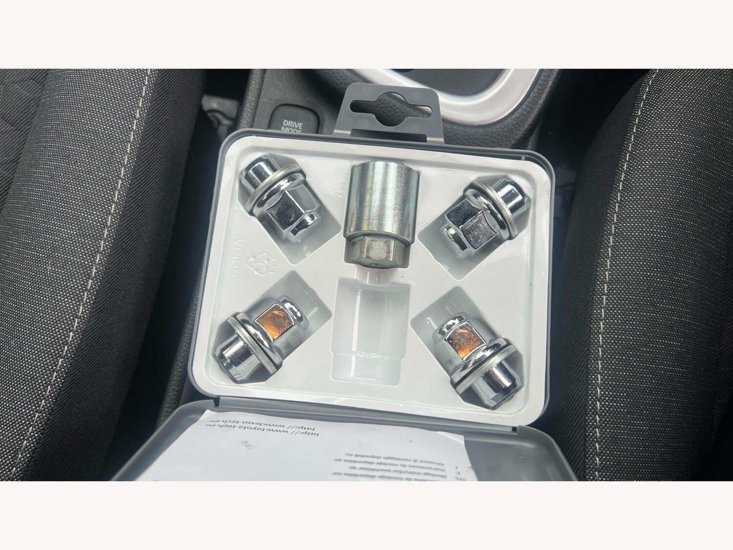 Used Toyota Yaris for sale - 78214193: Photo 30