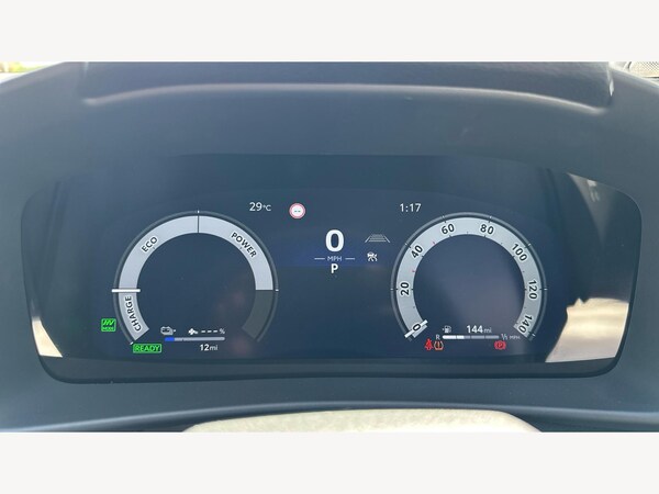 Used Toyota C-HR 2025 for sale - 75608898: Photo 11