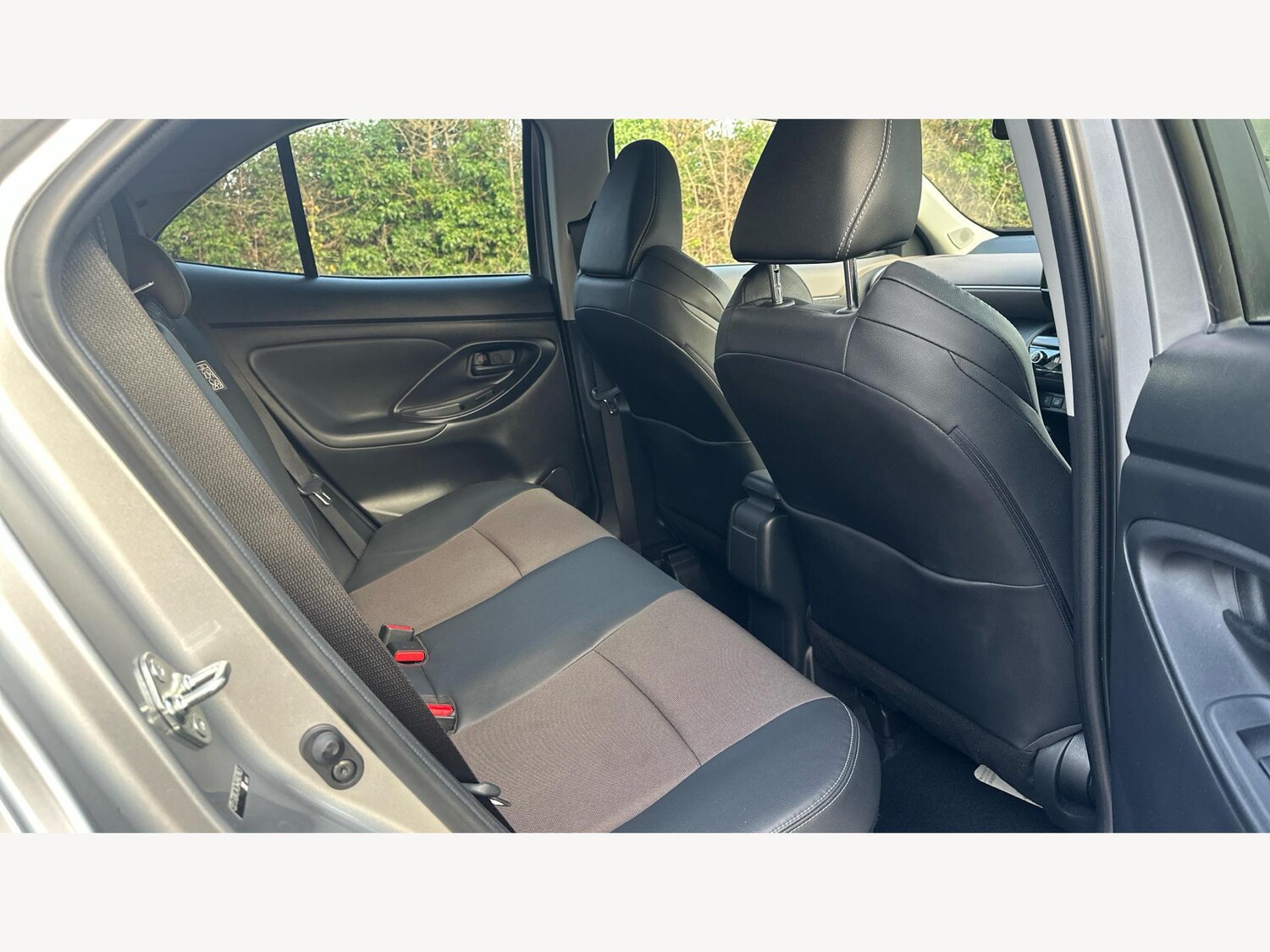 Used Toyota Yaris Cross 2023 for sale - 77101814: Photo 14