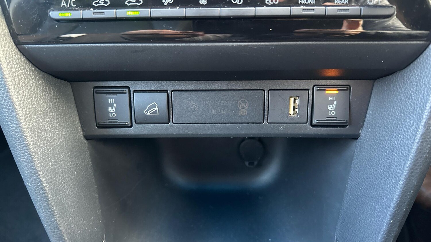 Used Toyota Yaris Cross 2023 for sale - 77101814: Photo 32