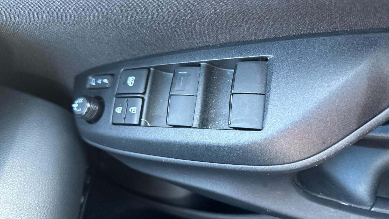 Used Toyota Yaris Cross 2023 for sale - 77101814: Photo 40