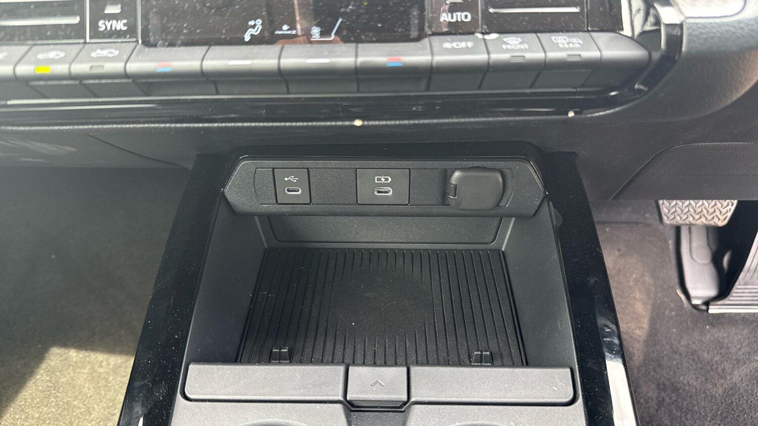 Used Toyota Prius 2025 for sale - 77396490: Photo 32